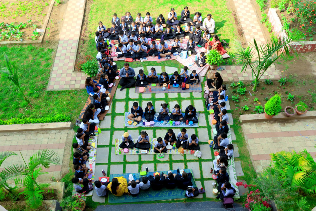 Community Lunch || The Aarambh School